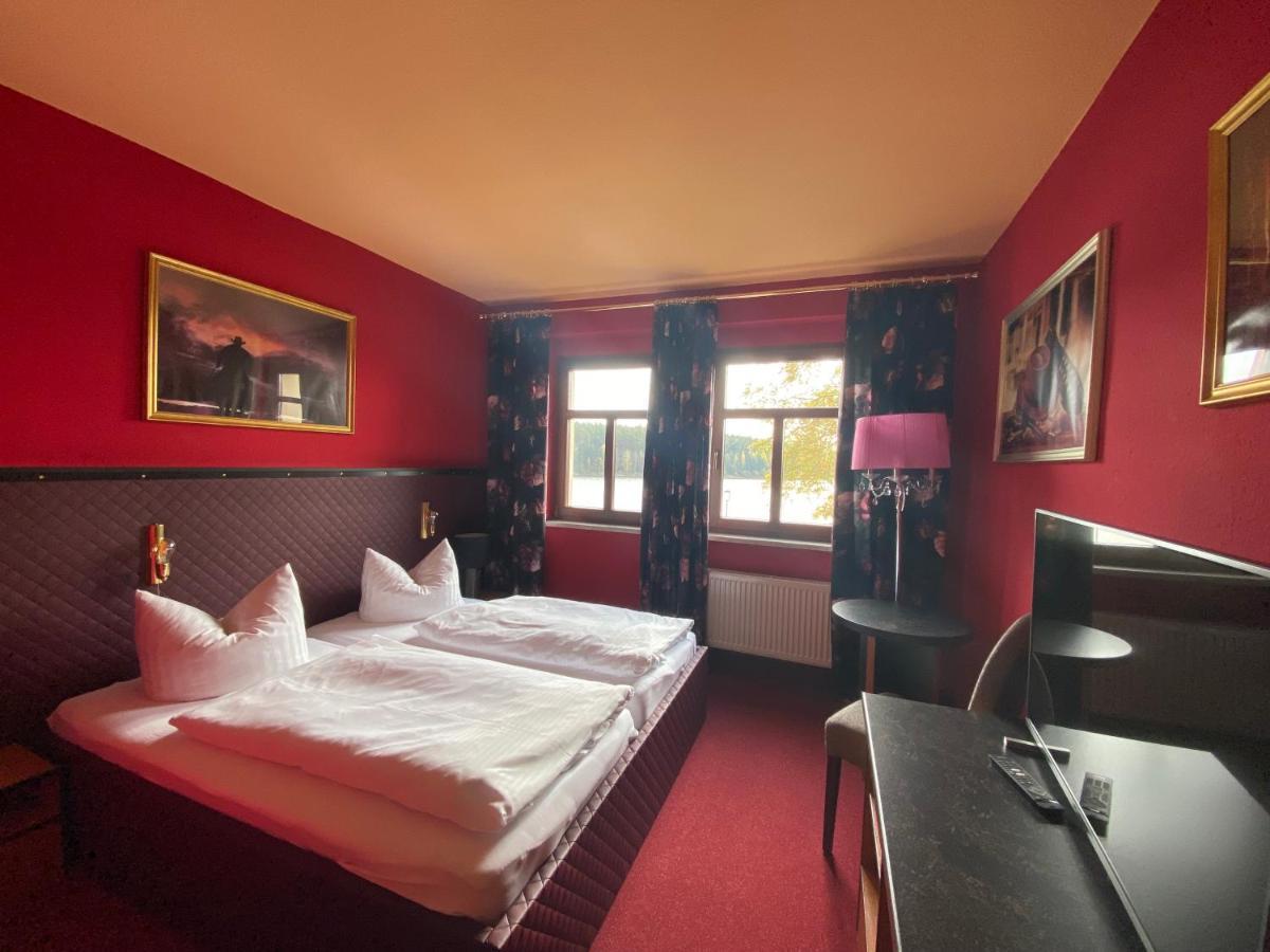 Riverdam Boutique Hotel 일메나우 외부 사진