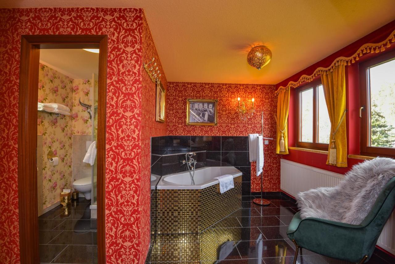 Riverdam Boutique Hotel 일메나우 외부 사진
