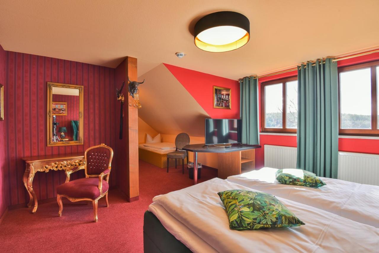 Riverdam Boutique Hotel 일메나우 외부 사진