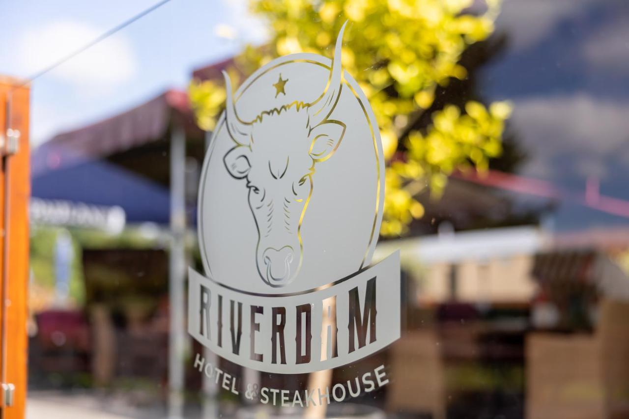 Riverdam Boutique Hotel 일메나우 외부 사진